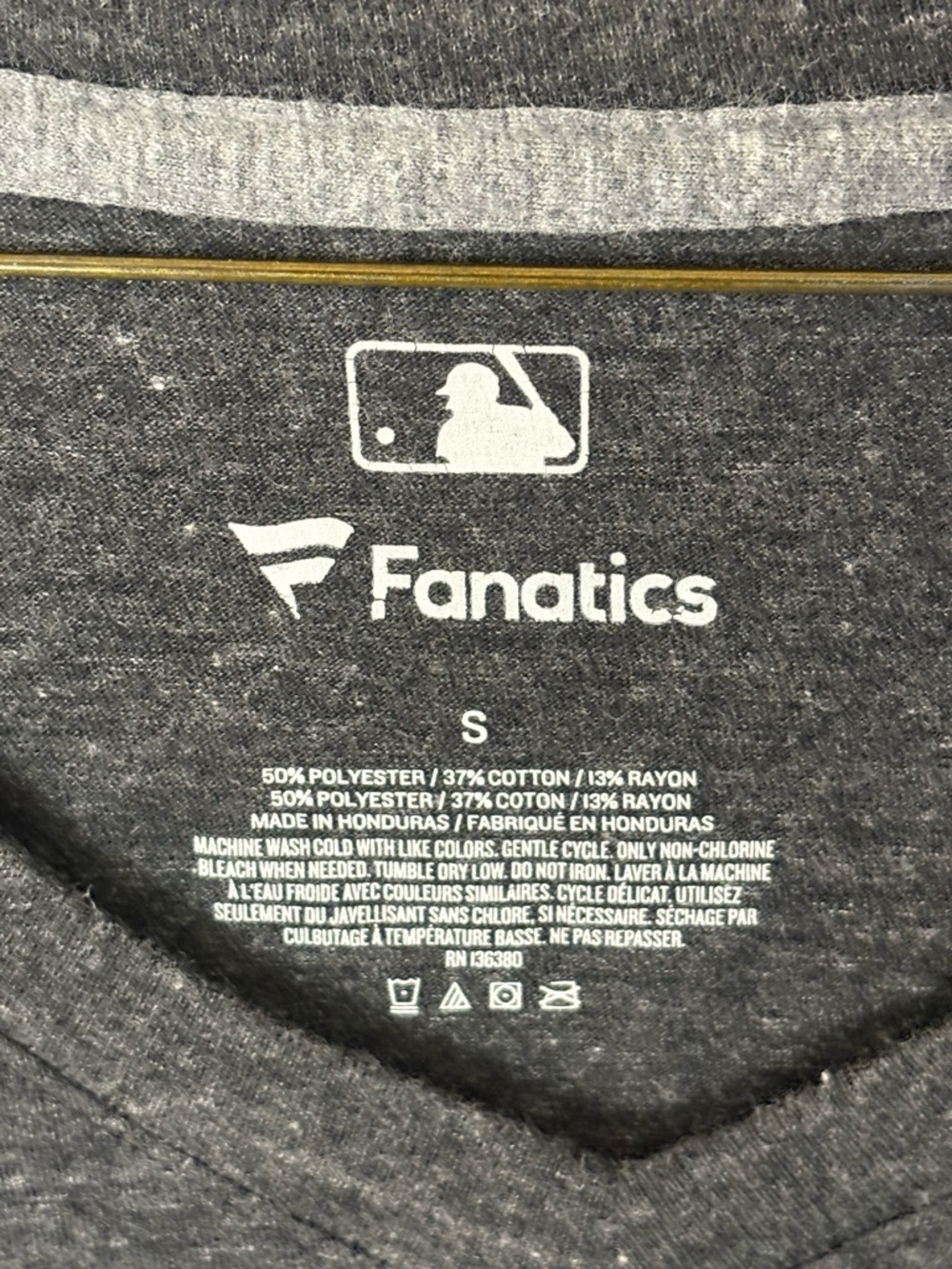 Fanatics Charcoal Gray MLB TORONTO BLUE JAYS Logo V-Neck Long Sleeve Shirt - Picture 2 of 6